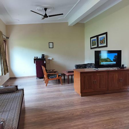 Bel-La Monde Hotel "Riverside" - Jim Corbett Garjia Exterior foto